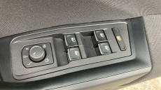 Volkswagen T-Roc 2.0 TDI SEL 5dr Diesel Hatchback